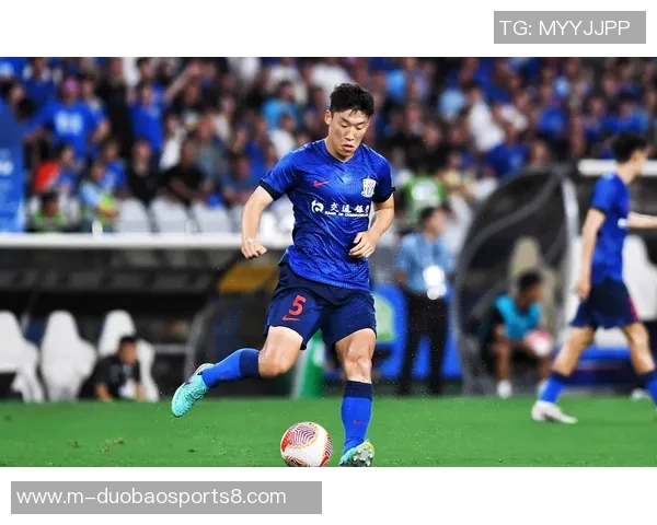 国足球员身材对比赛表现的影响及其背后的科学分析与训练方法探讨