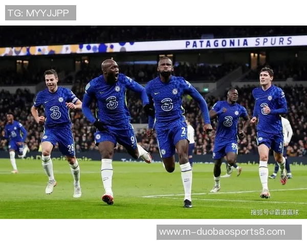 切尔西与拜仁下半场精彩对决分析与战术解读